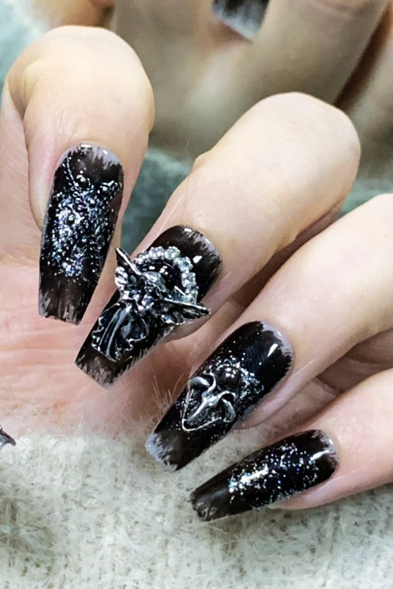 Gothic Press On Nails: Embracing The Grace Of Darkness
