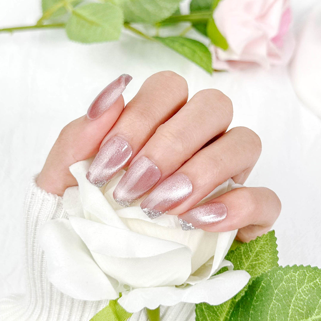 Light Pink With Silver Cat Eye Coffin Press on Nails Medium ED-A9373